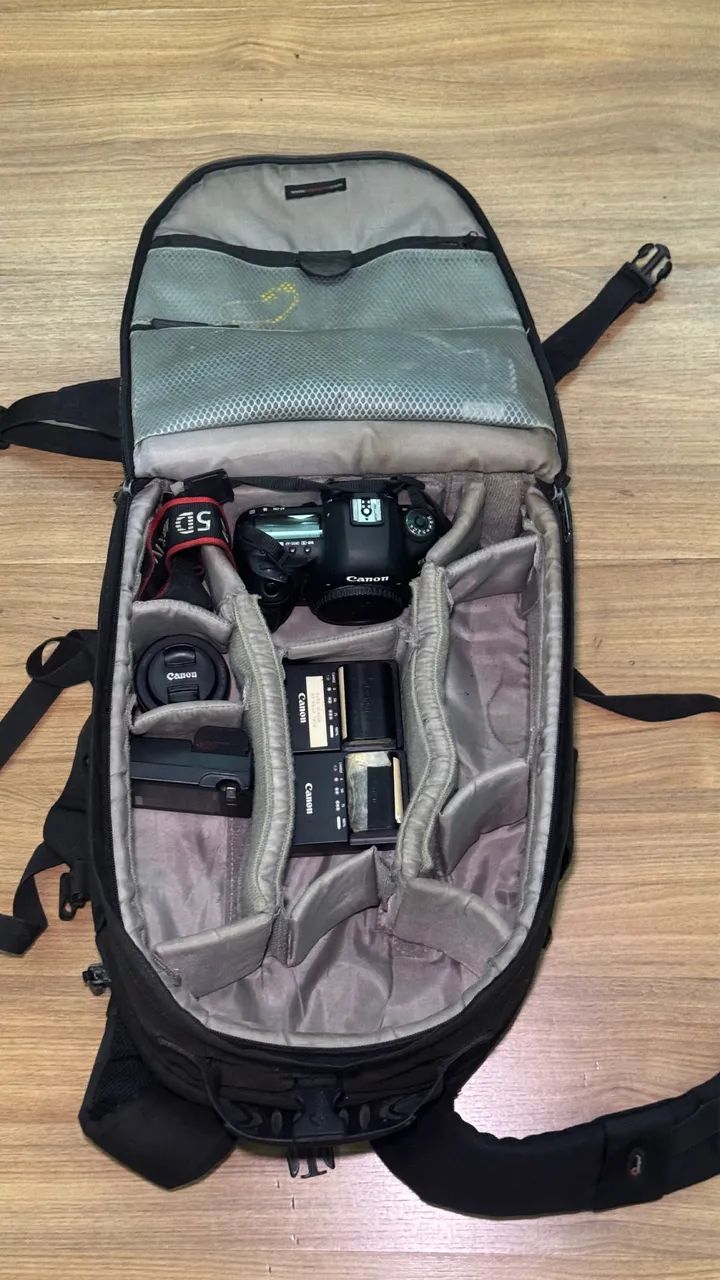 EOS Canon 5D Mak lv  + lente 50 mm + mochila  - Foto 6