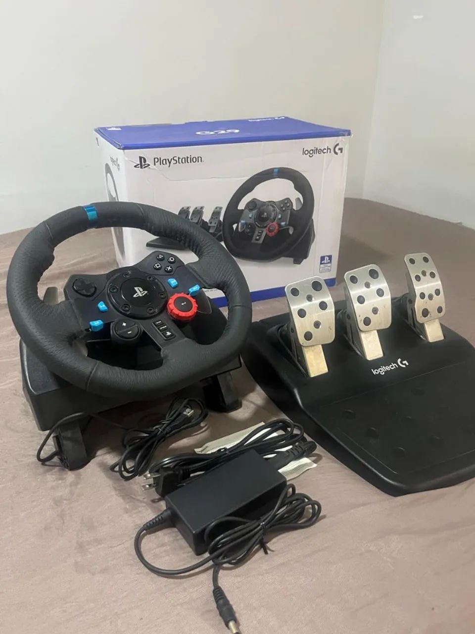 Volante Logitech G29 para Playstation e pc