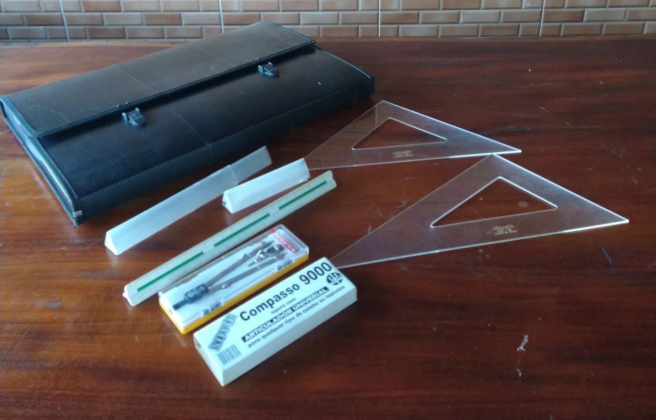 Kit completo de desenho técnico