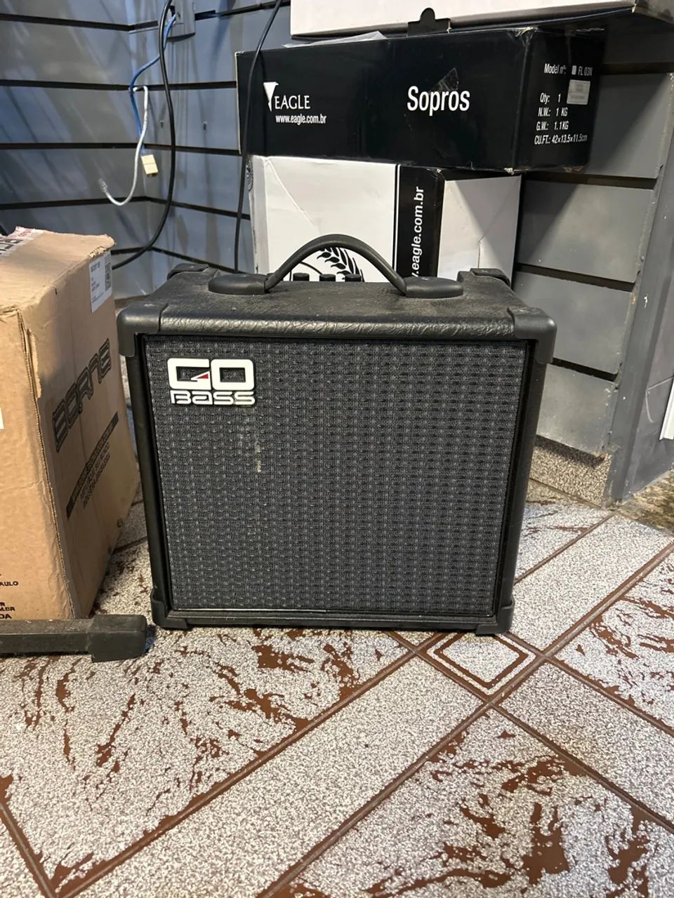 Amplificador Go Bass GB100 Para Baixo (cubo)