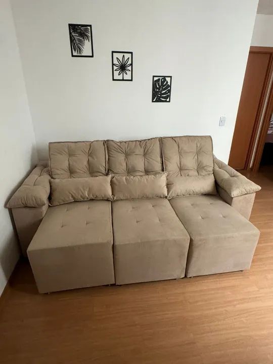 Sofá Retrátil 3 lugares - da uma olhada nesse resultado dessa reforma  - Foto 2