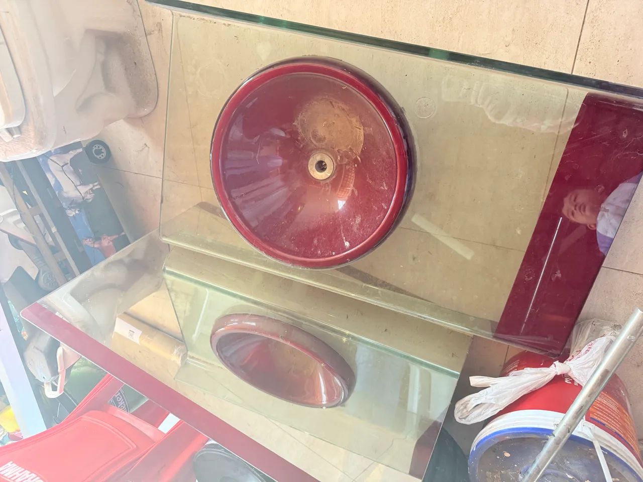 Bathroom sink with mirror