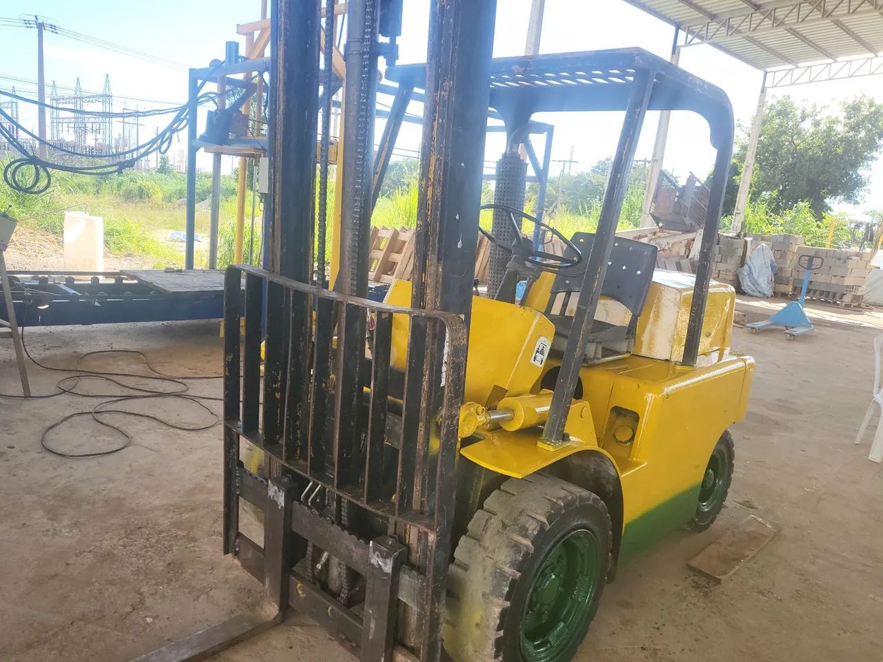 Empilhadeira hister,  motor novo - Foto 2