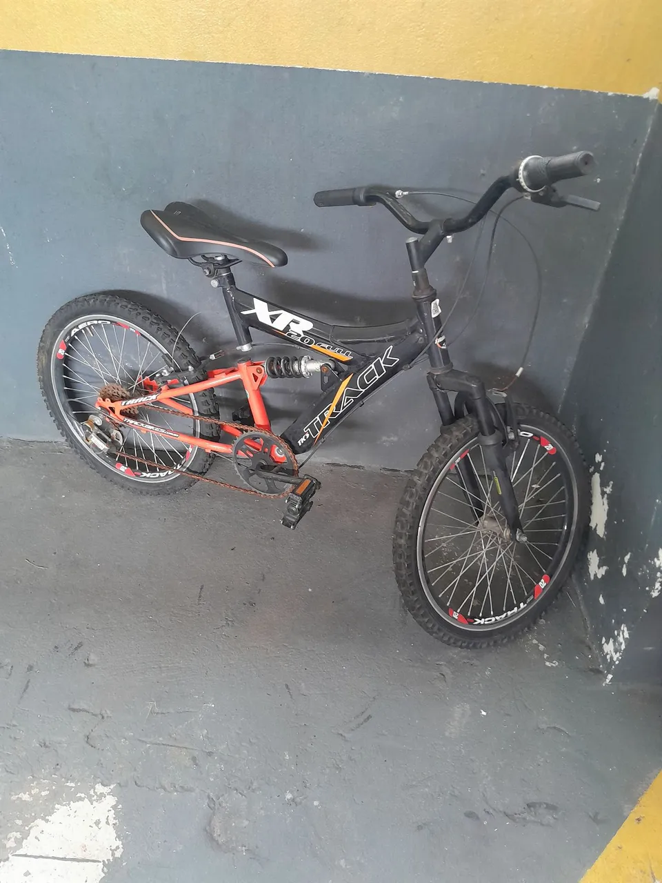 Bicicleta Track XR 2.0