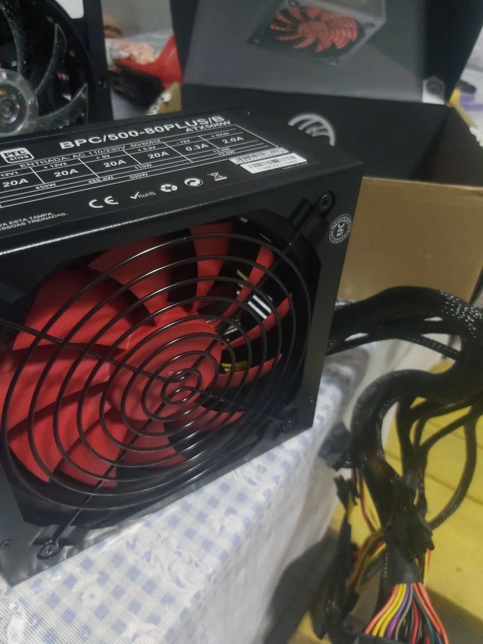Fonte ATX 500W 80+ Bronze - Nova e funcionando!<br>
