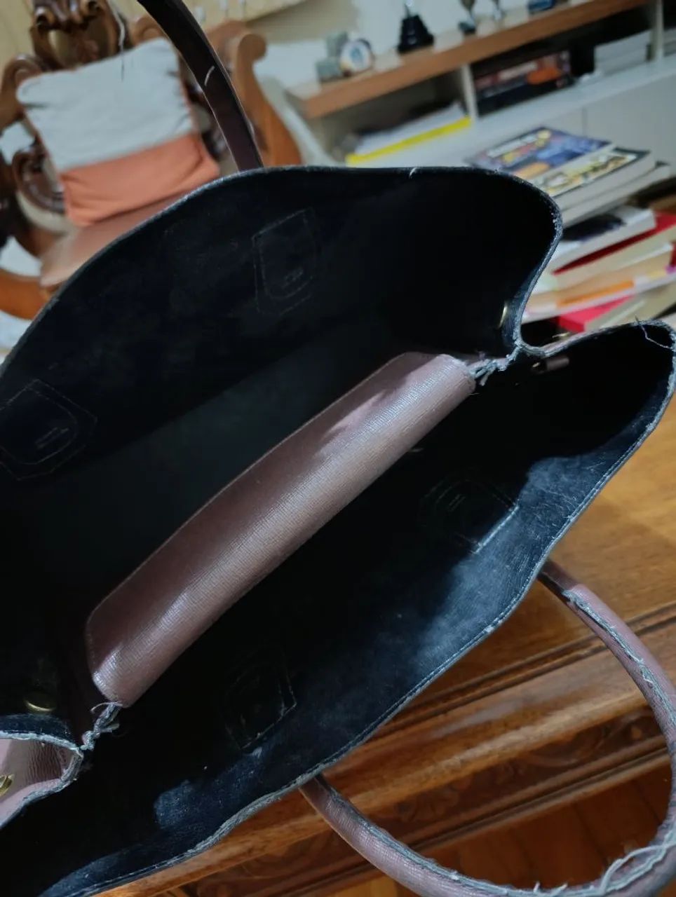 Vendo bolsa com defeito - Foto 3