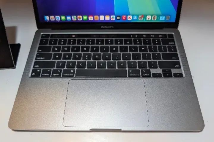 MACBOOK PRO M1 8GB, 256GB - SPACE GRAY 138CICLOS - Notebooks