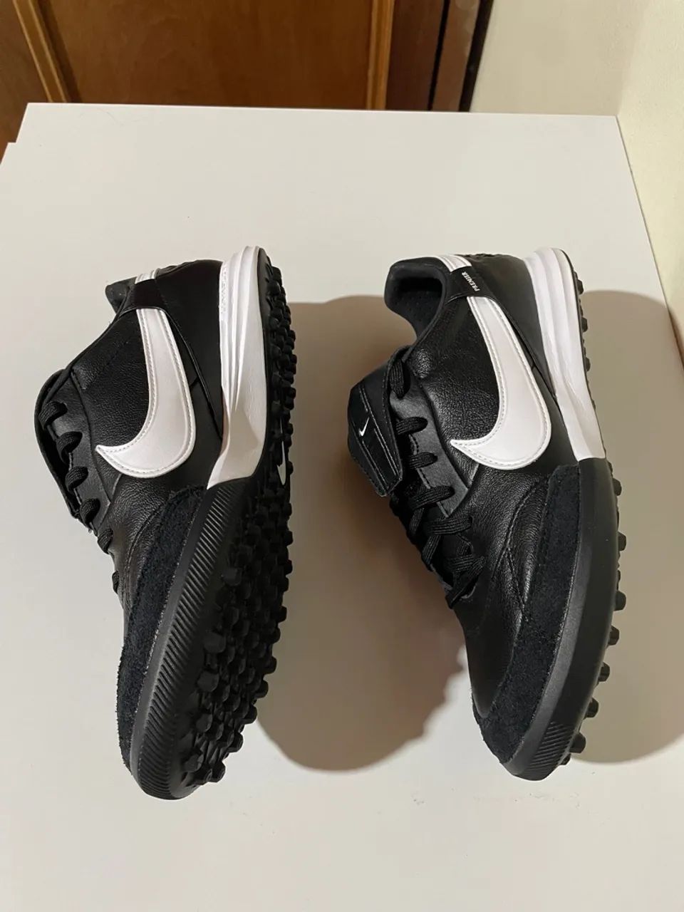 Chuteira Nike Premier III
