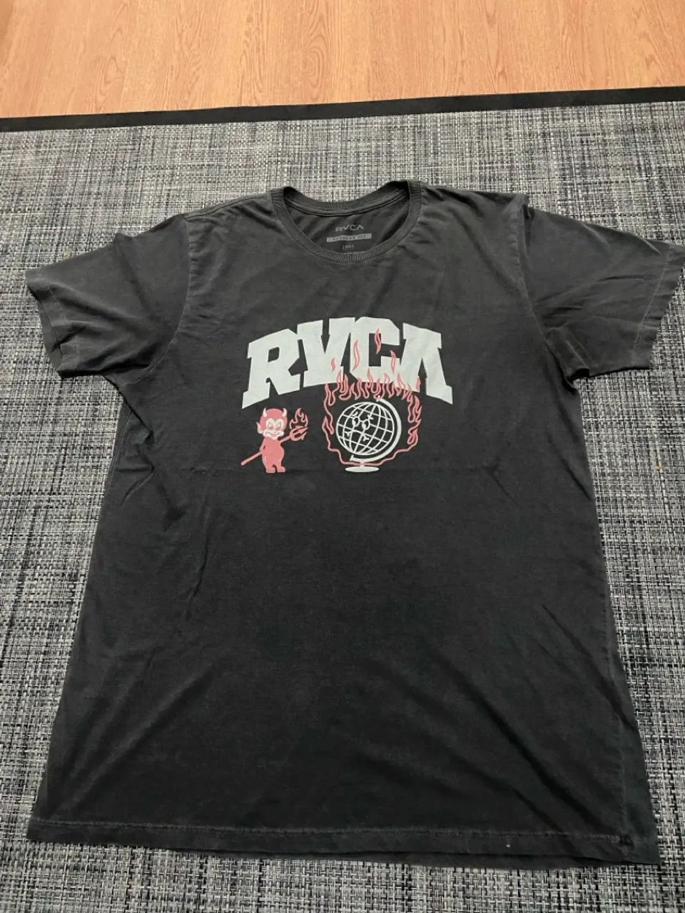 Camiseta RVCA  - Foto 2