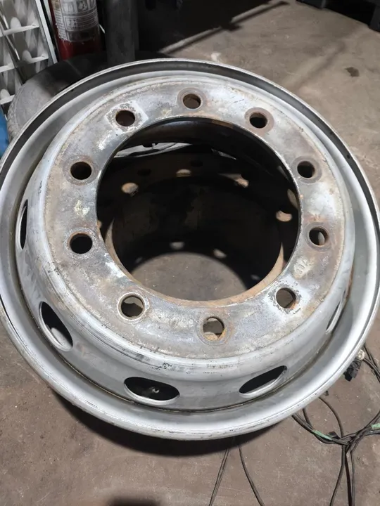 RODAS DE CAMINHÃO ARO 22,5 295/275