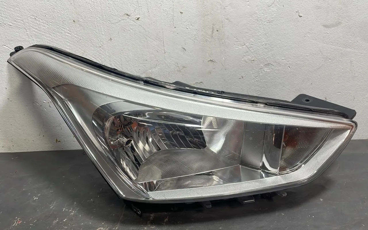 Farol Hyundai Creta 2018 lado direito