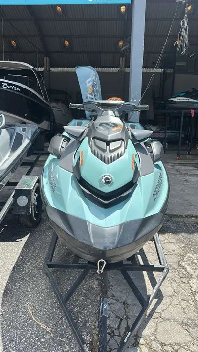 Jet Ski Sea-Doo Wake 2024