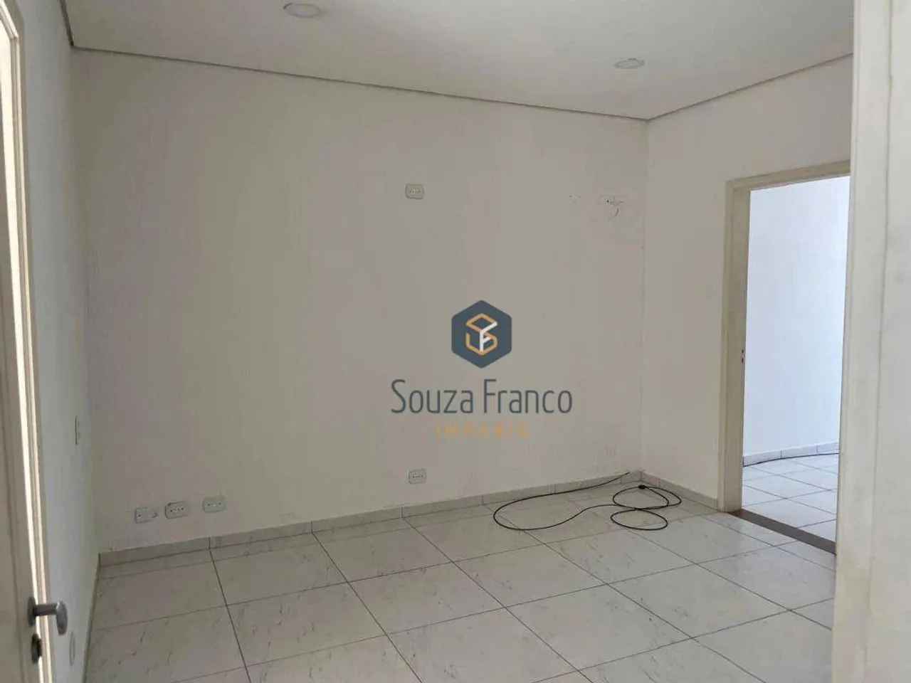 Sala para alugar, 73 m² por R$ 1.490,24/mês - Centro - Mogi das Cruzes/SP