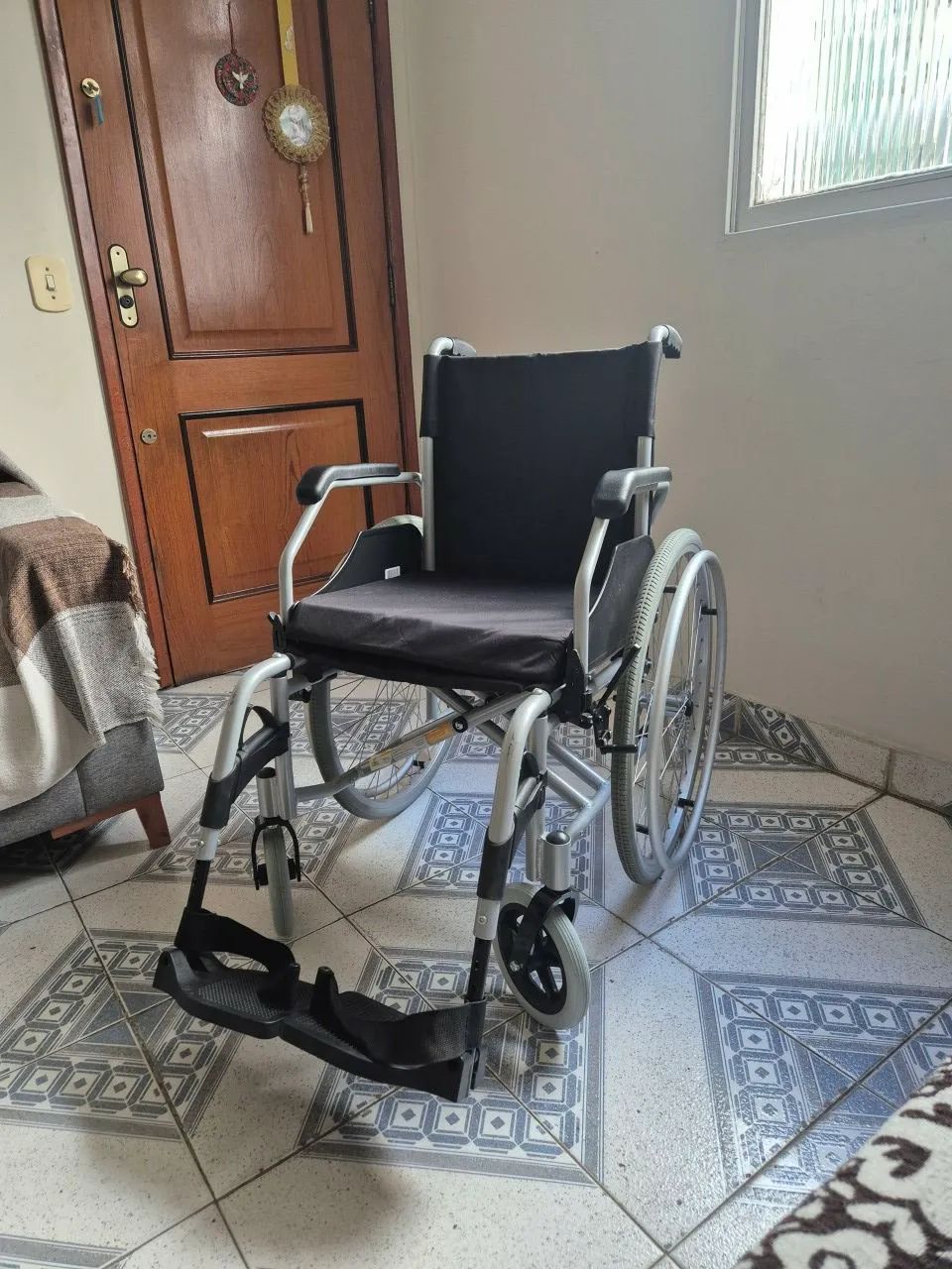 Cadeira de rodas  - Foto 2