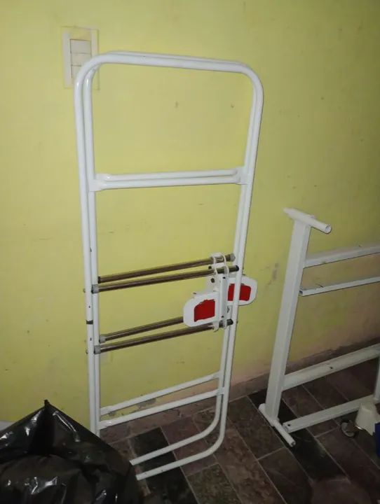 Cama Hospitalar Dobrável Usada