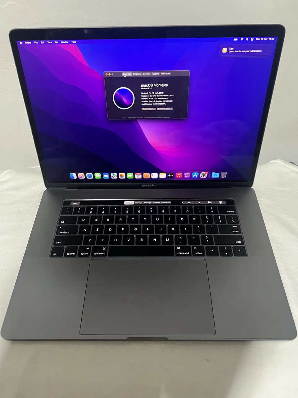 MacBook Pro (15-inch, 2016) 本体 MacBook Pro (15-inch, Late 2016) をチェック（開け方） | Mac | Mac