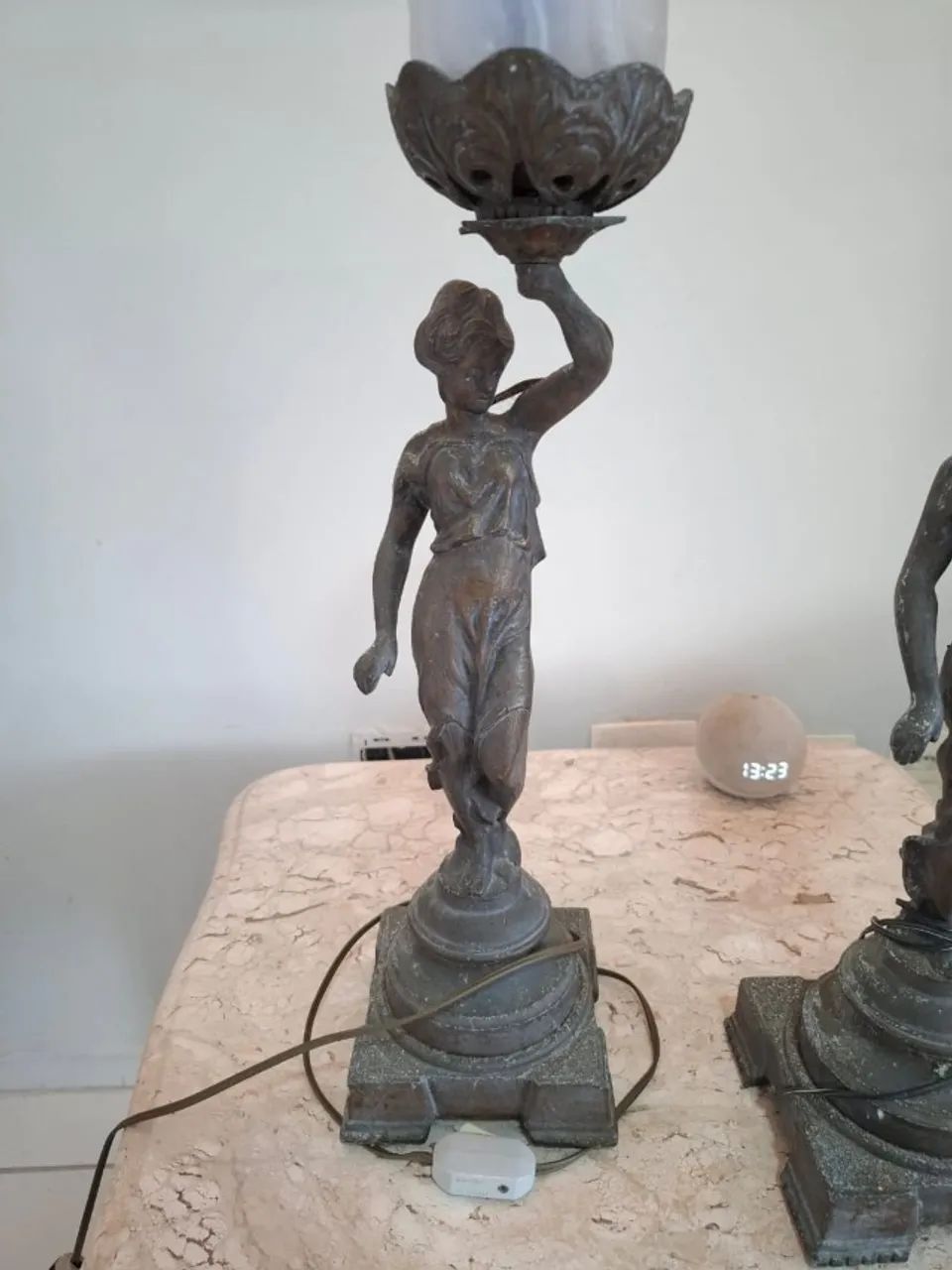 Antigas Luminárias em Bronze - Foto 4