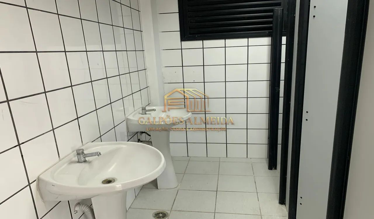 Pavilhão/Galpão para alugar no bairro Tamboré - Barueri/SP - Foto 12