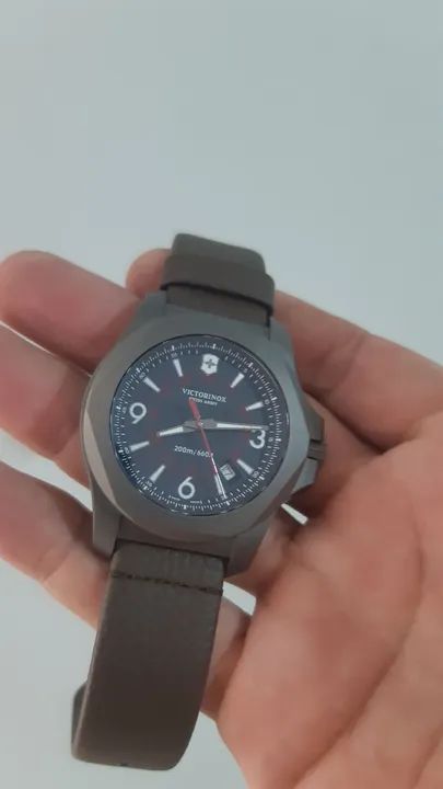 Relógio Victorinox titanium  - Foto 6
