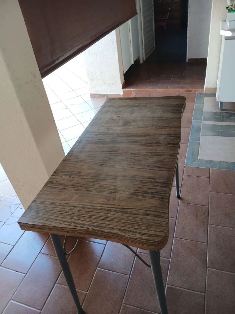 Mesa fórmica dobrável 1x1 m - Foto 2