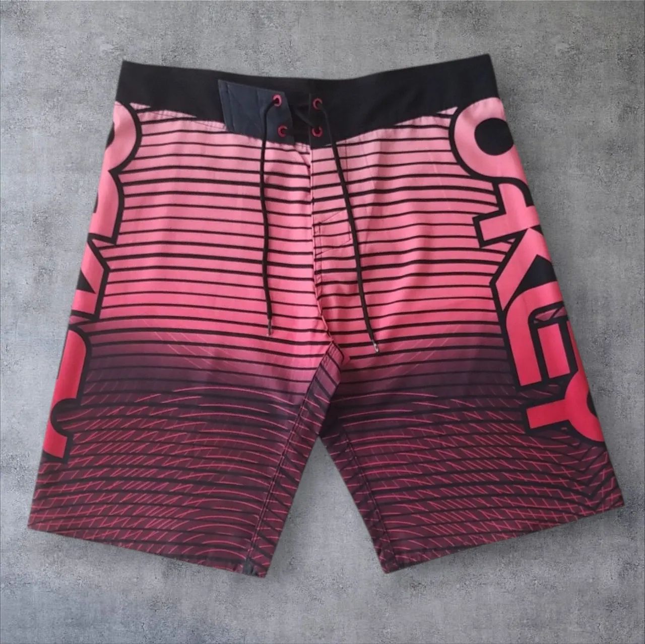 Bermuda Água Oakley - Tamanho 40