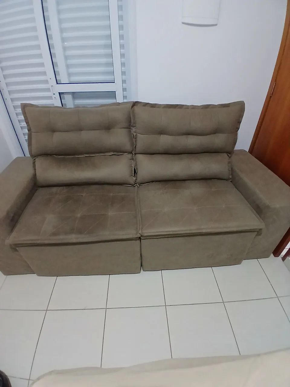 Sofa 2 lugares 2 metros 
