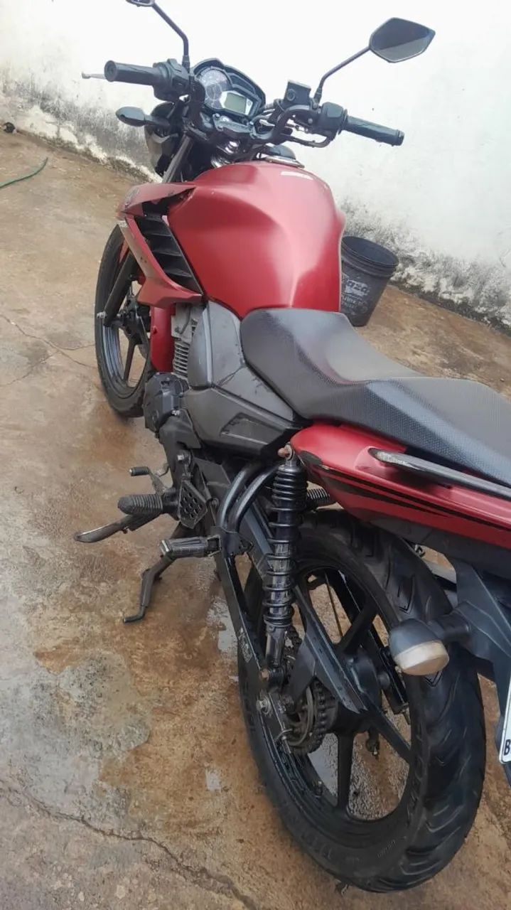 Moto em perfeito estado