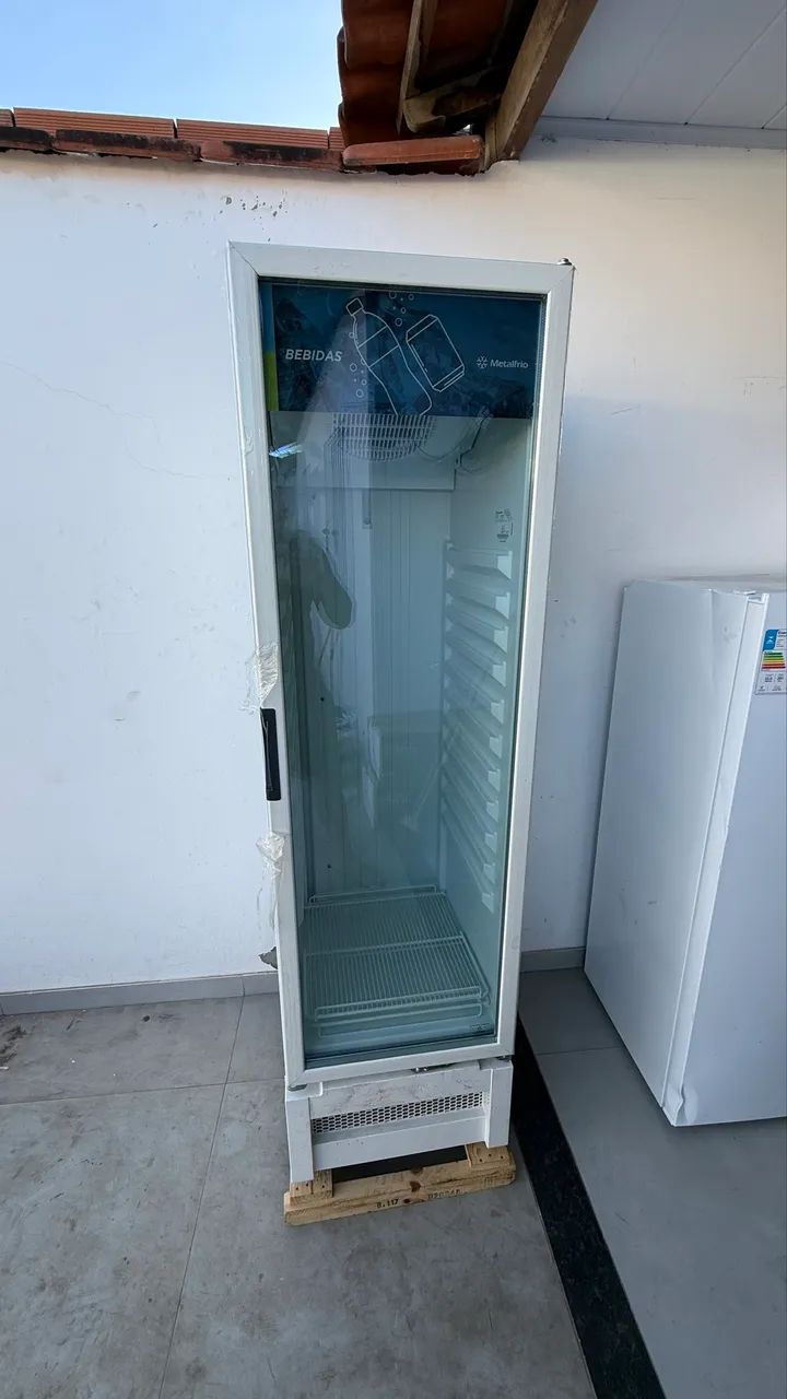 Expositor Metalfrio 326 litros 220v zerado - Geladeiras e Freezers