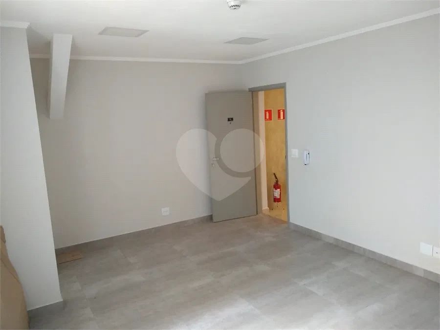Salas com 1 quartos para locação em Pinheiros - SP