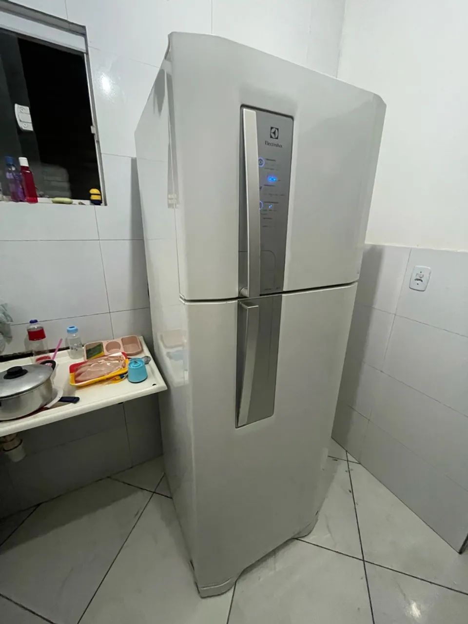 Geladeira Electrolux nova 
