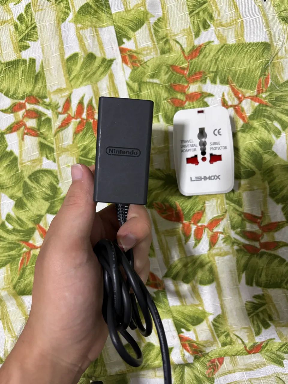 Nintendo Switch OLED + Controle Extra + Maleta | Conservado e Aceito proposta  - Foto 2