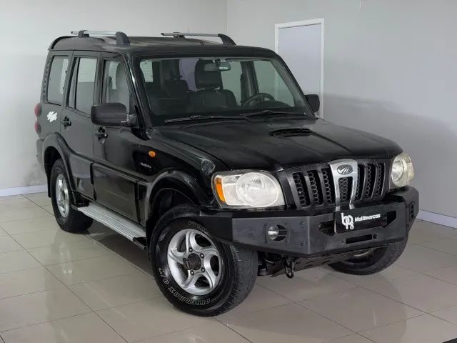 Mahindra Scorpio SCORPIO GLX SUV 2.6 TB Diesel CRDe 4WD 2012