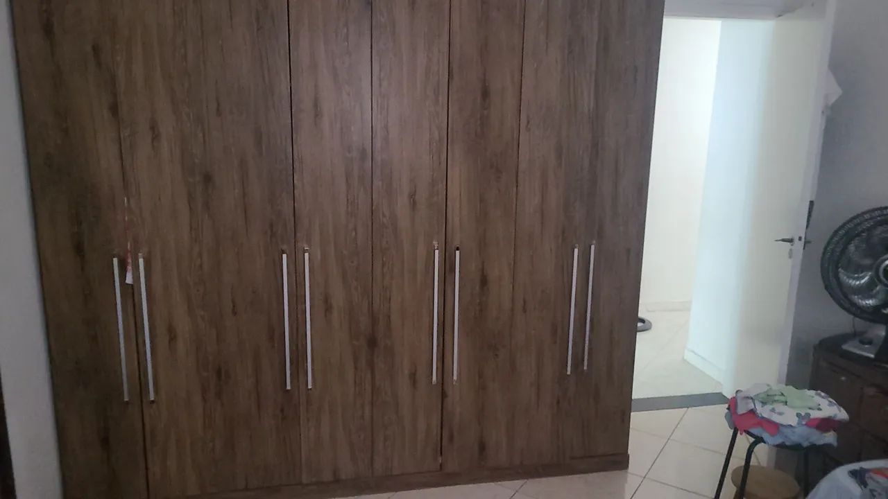 Guarda roupa casal 