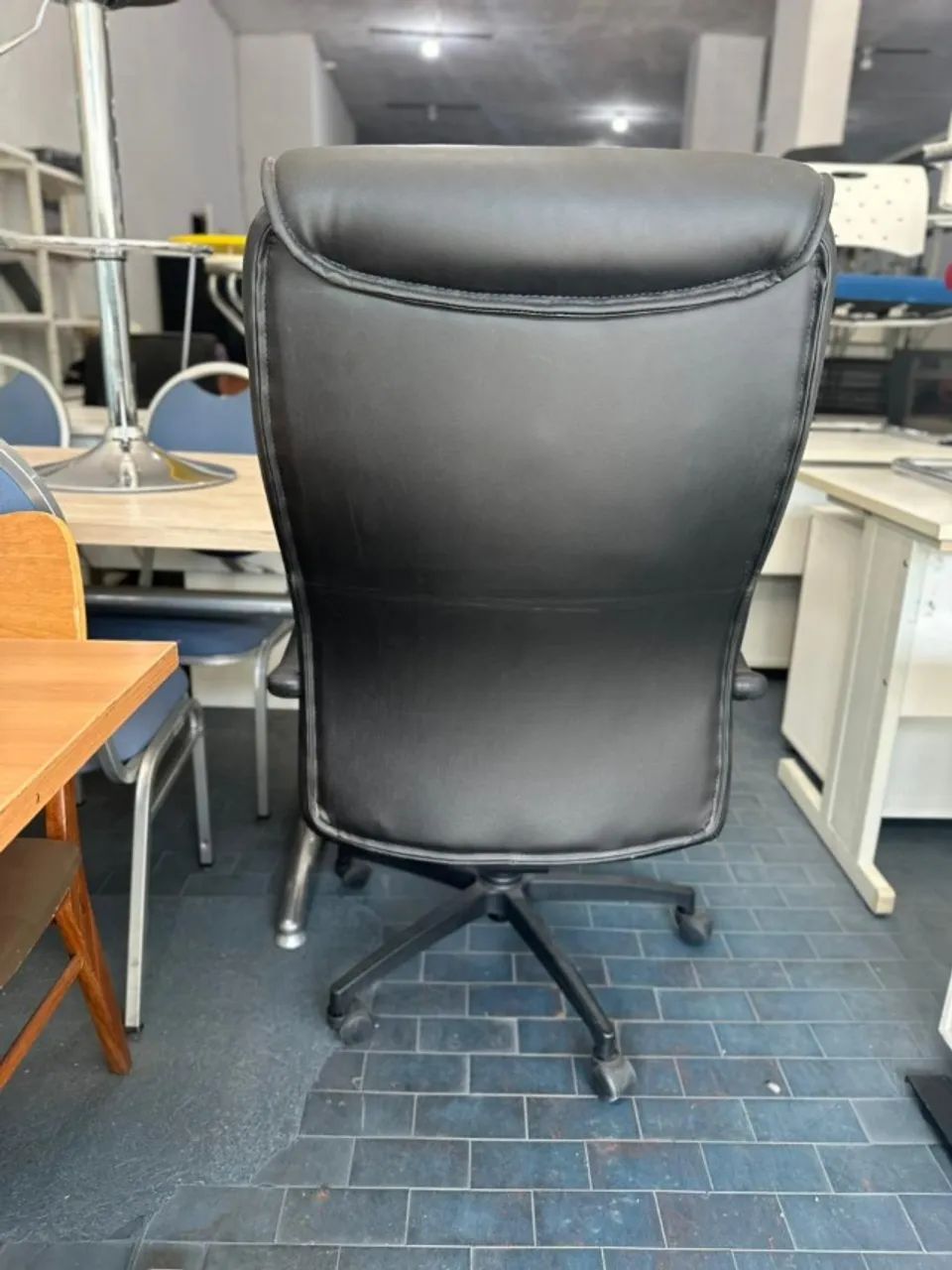 Cadeira Diretor - Foto 2
