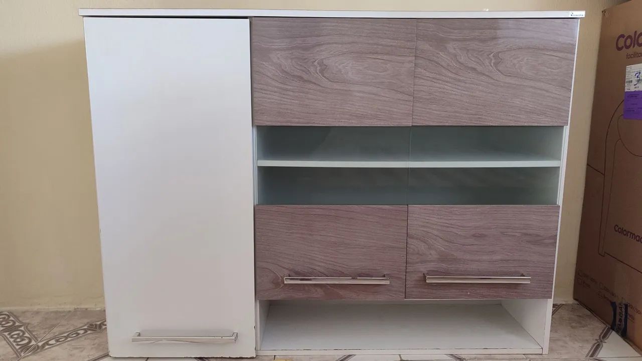 Armário parede compacto 