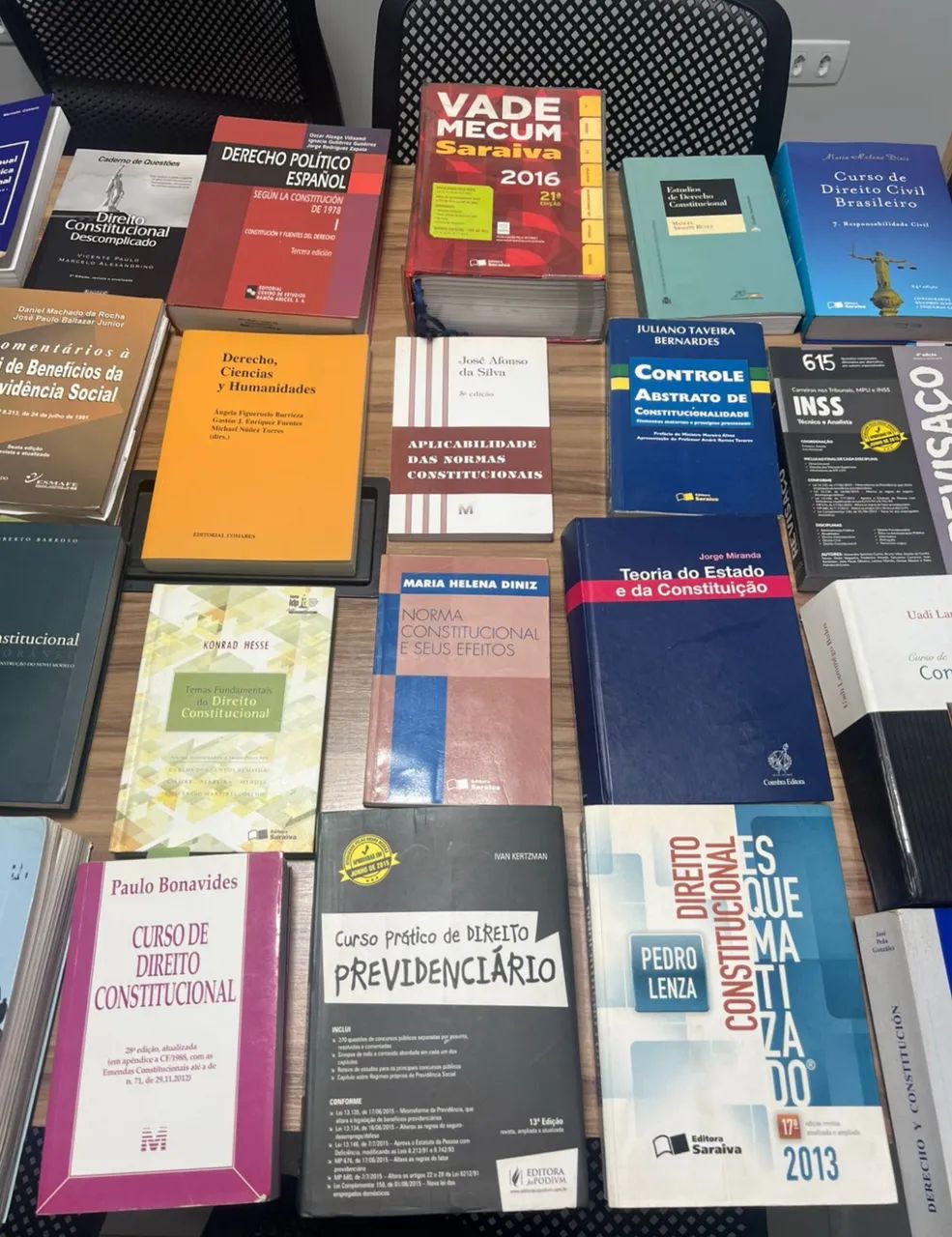 Livros de direito  - Foto 2