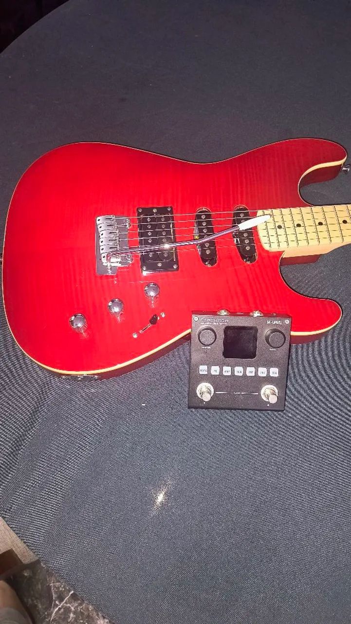 Guitarra Steinberg e pedaleira Blackbox - Foto 2