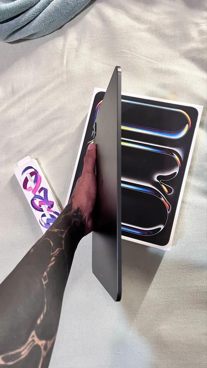 iPad  Pro M5 256G tela 13 polegadas  - Foto 2