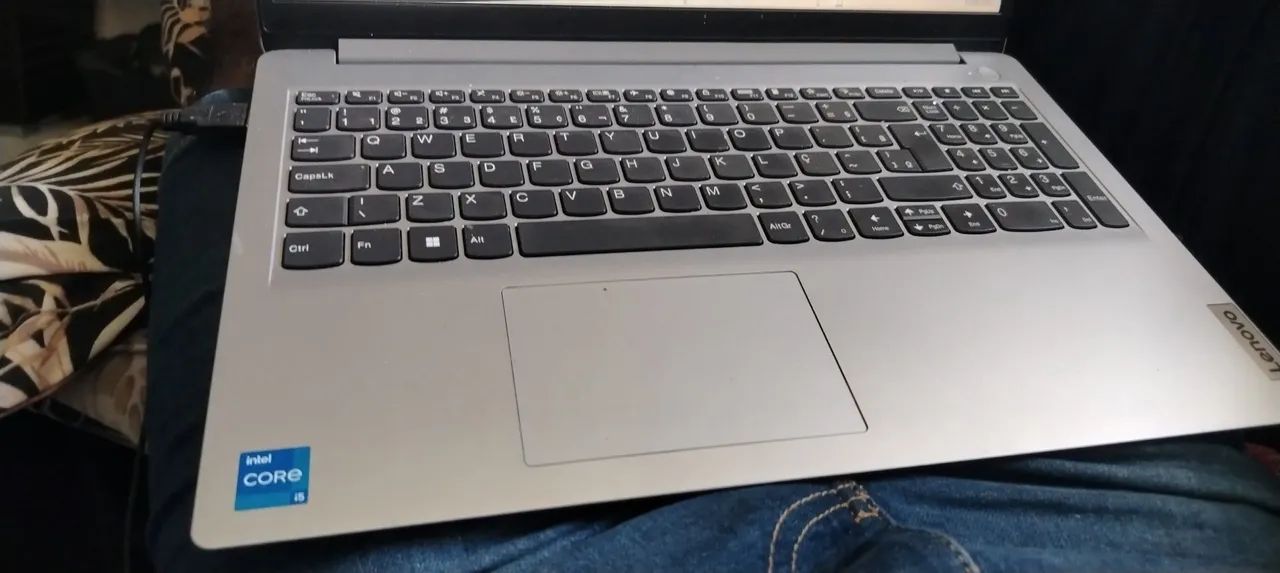 Notebook i5 - Foto 3