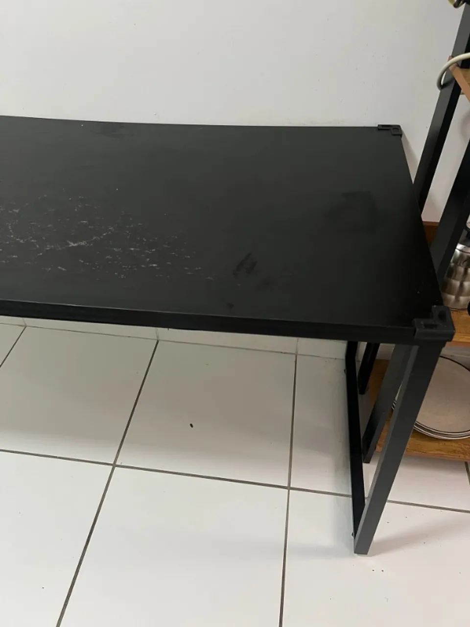 Mesa preta de escritório - Foto 2