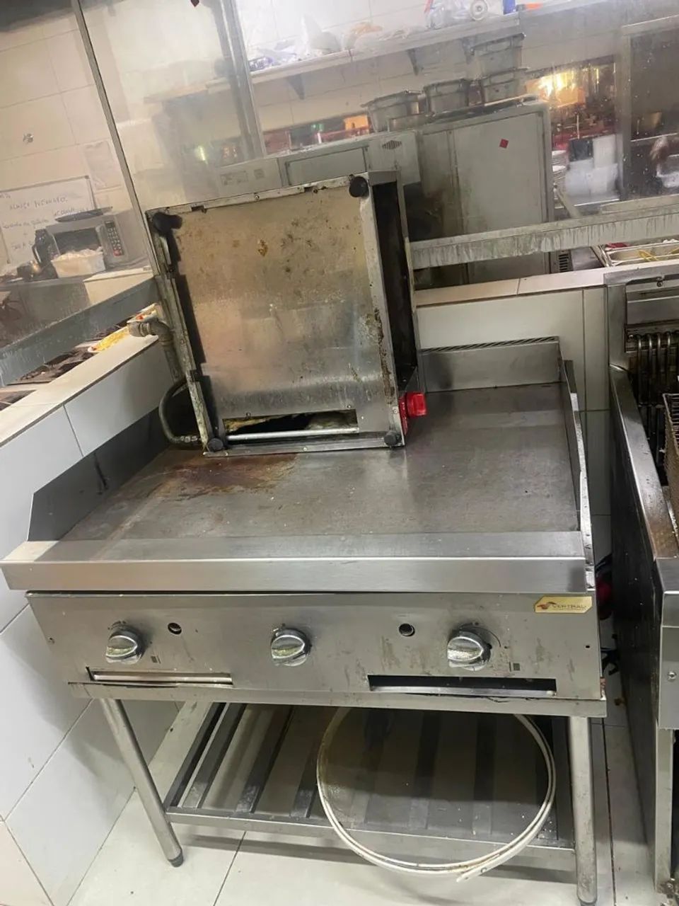 Chapa industrial funcionando perfeitamente 