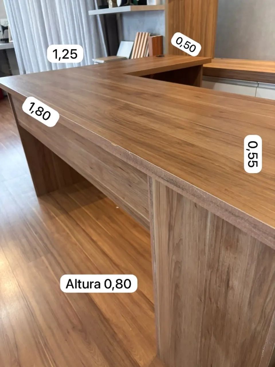 Mesa MDF em ótimo estado 