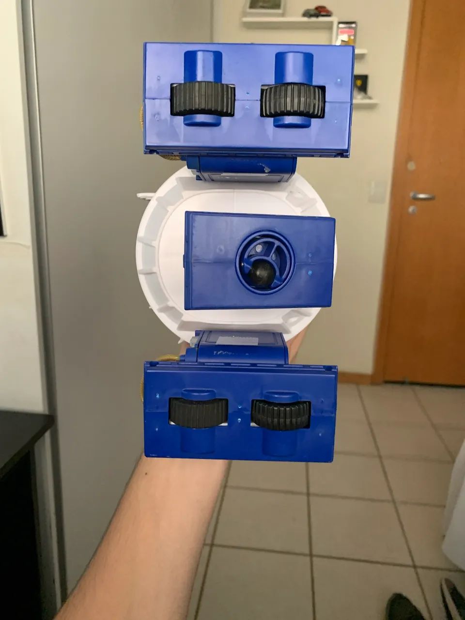 Brinquedo R2D2 Disney - Foto 3