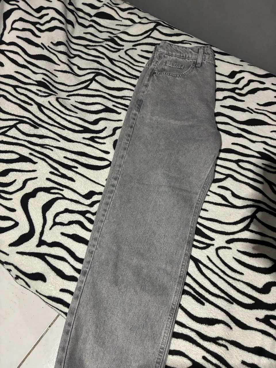 CALÇA BAGGY CINZA NOVA - Foto 2