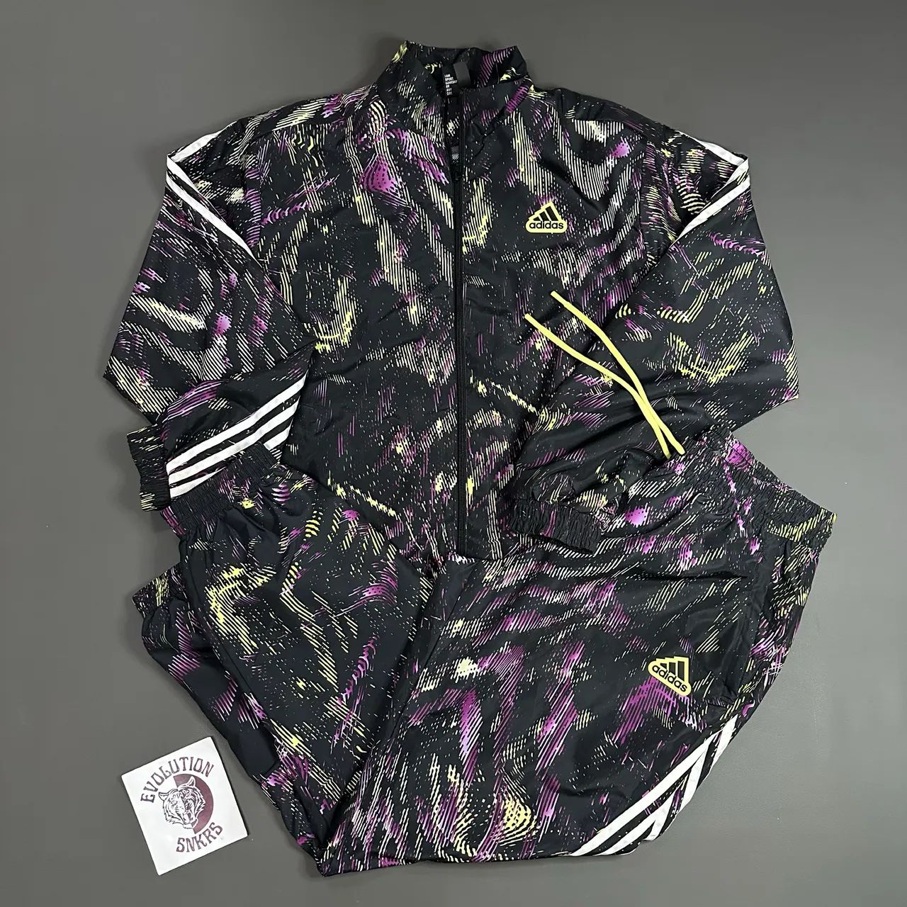 Conjunto Adidas Future Icons Hyperpulse