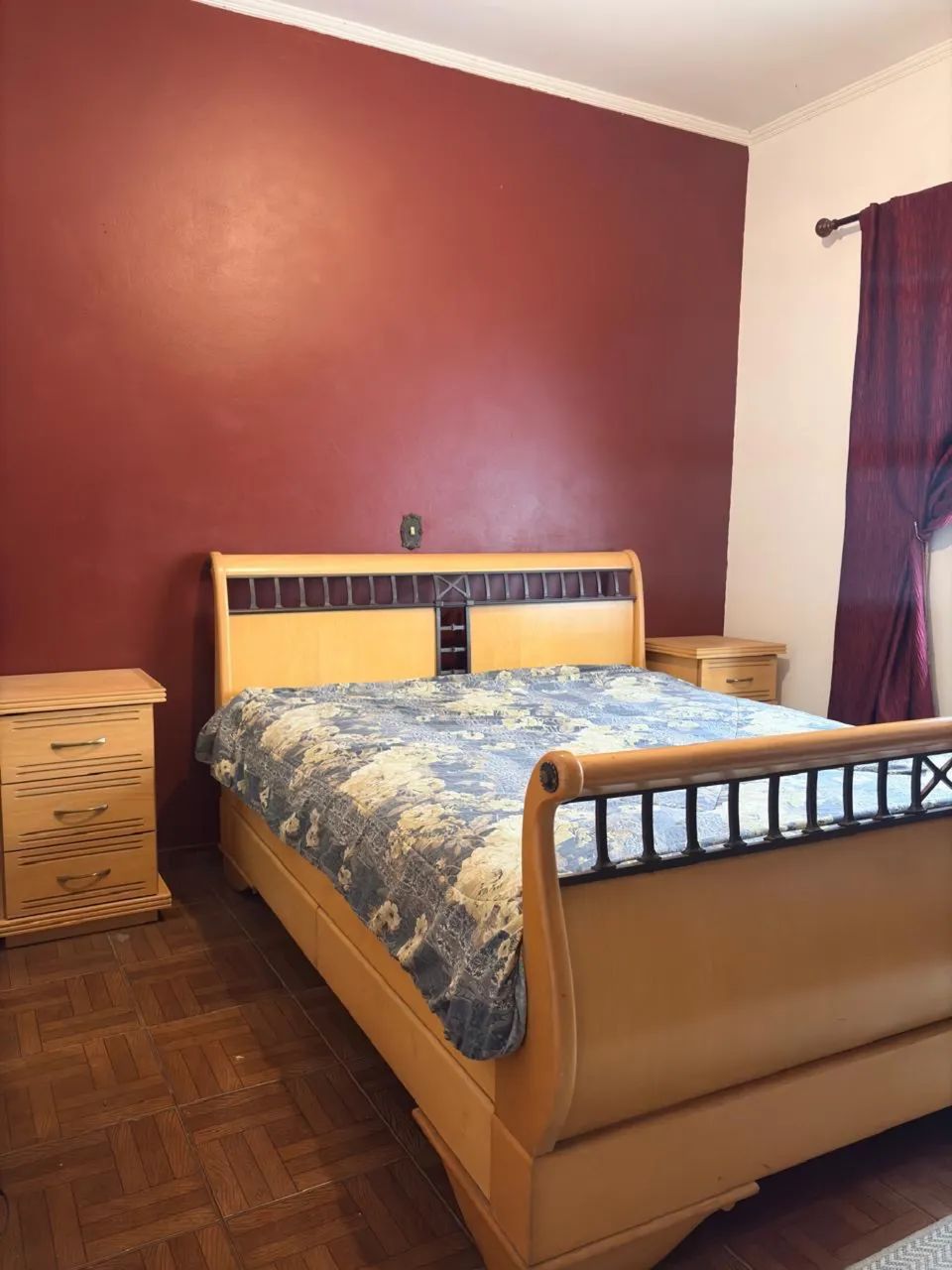 Cama Queen de madeira - Foto 2