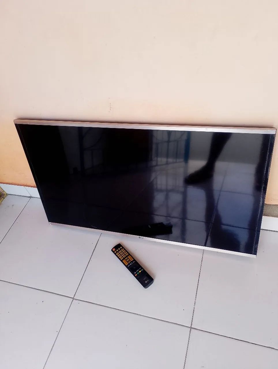Vendo TV 43 polegadas LG com problema