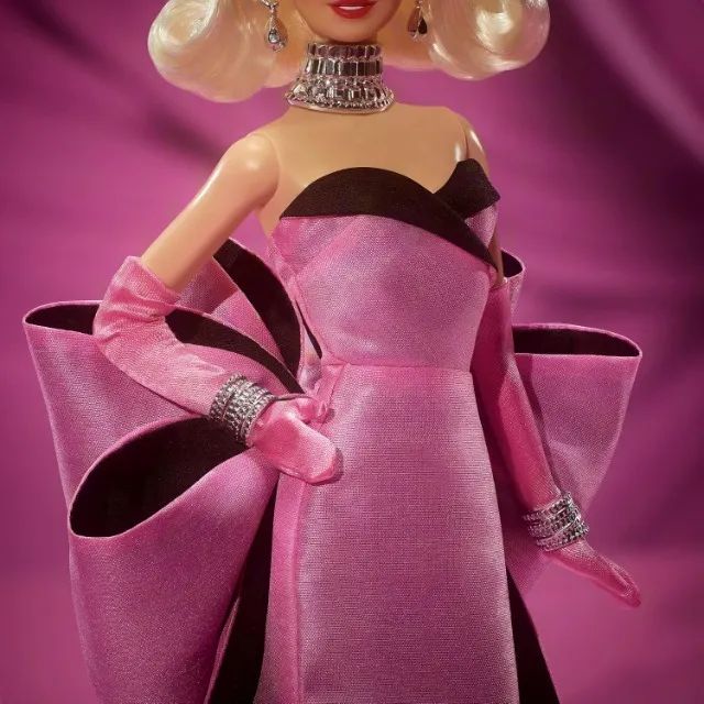 Barbie Signature Boneca Colecionável Marilyn Monroe - Foto 3