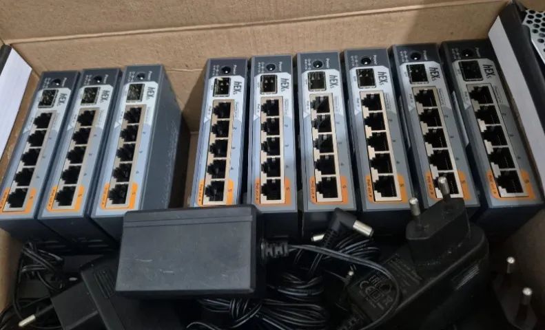Mikrotik RB760iGS - Foto 2