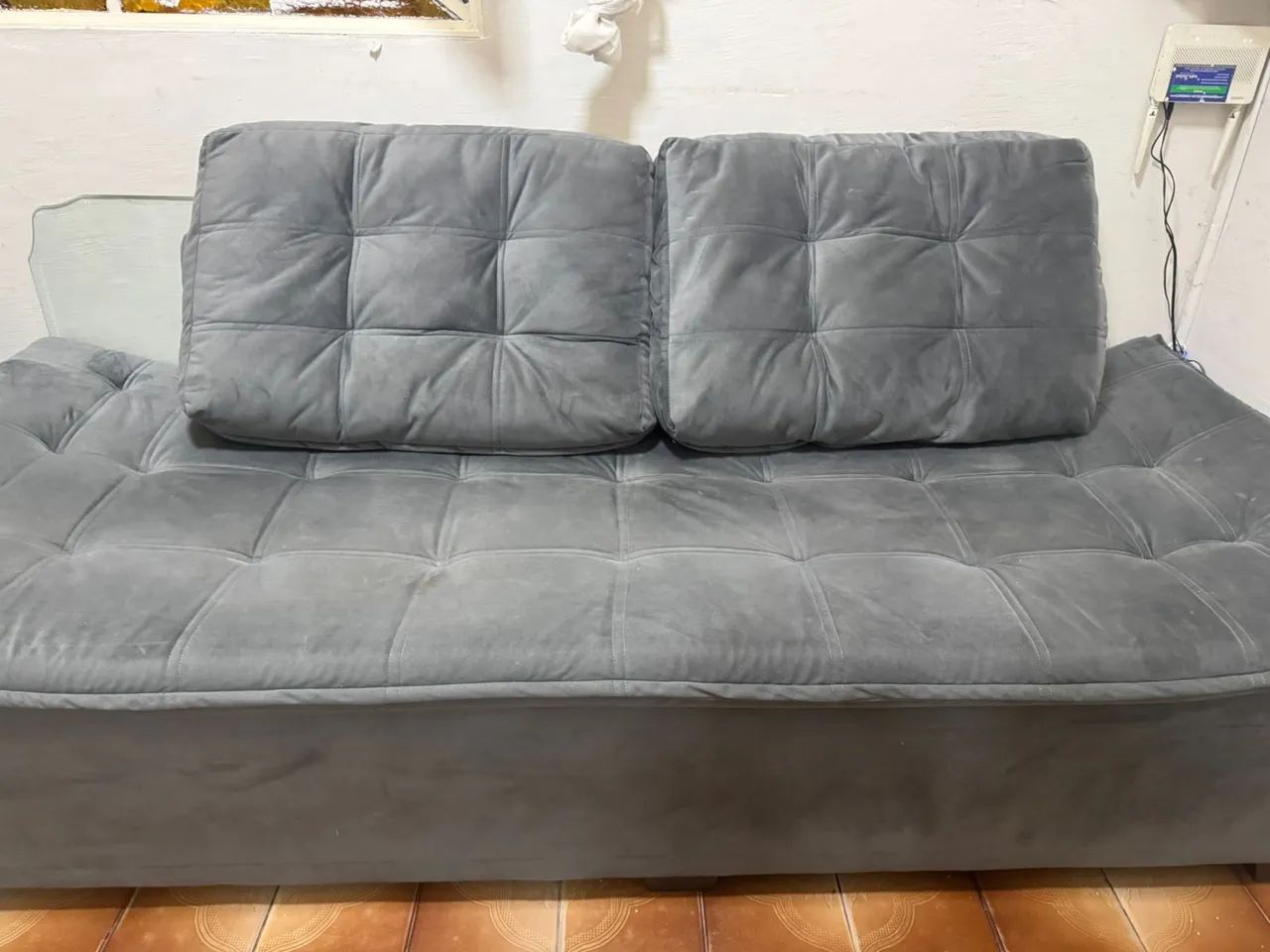 Vendo sofá 3 lugares  - Foto 2
